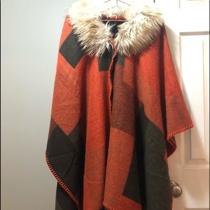 Steve Madden Poncho